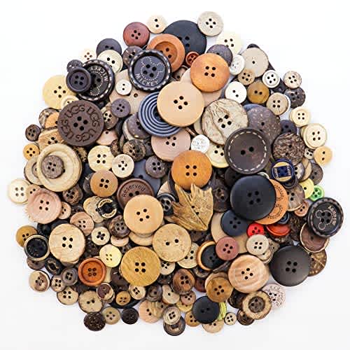 TCOTBE 600 Pcs Assorted Sizes Wooden Buttons Mixed Colors Coconut Shell Wood Handmade Ornament Buttons for Sewing Decorations DIY Arts and Crafts Manual Button Painting